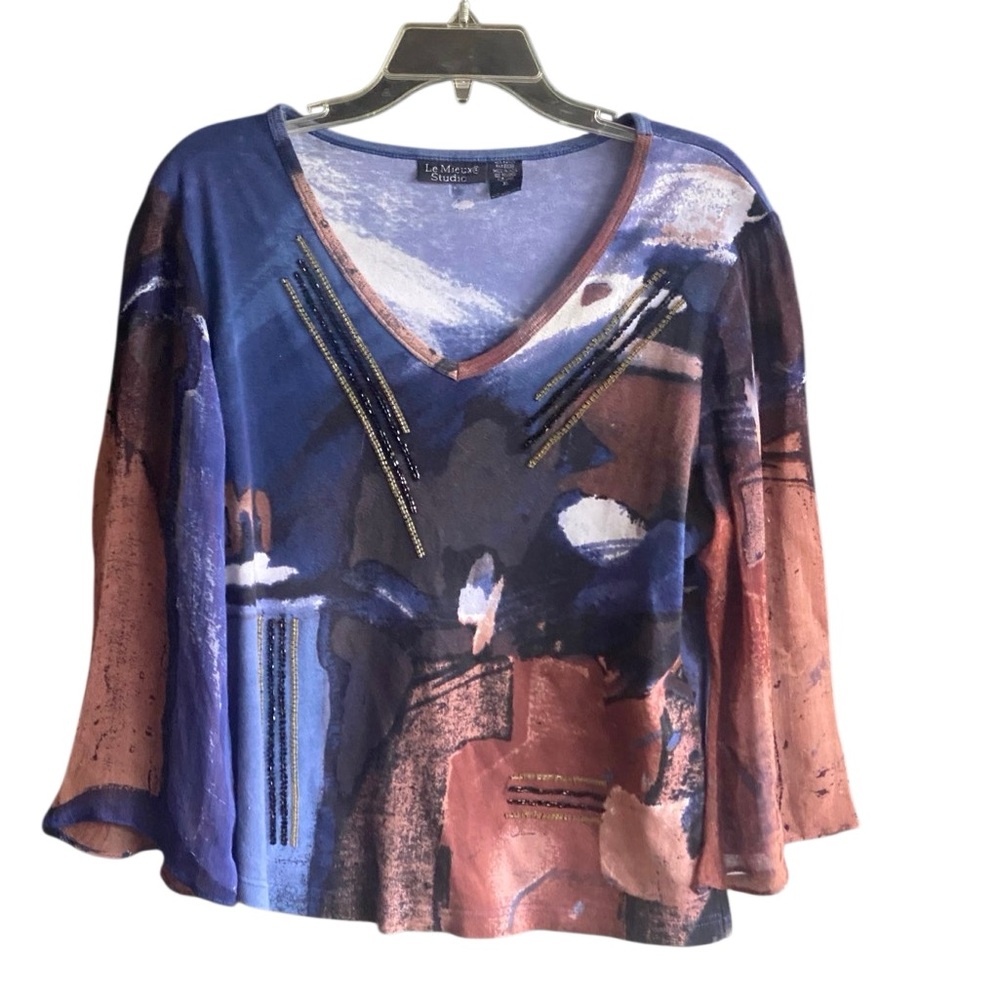 Le Mieux Studio Blue/Brown V-Neck Top with Beaded Detailing. Size X-Large